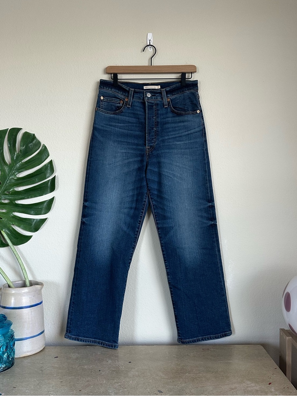Levi’s Ribcage Straight Ankle Jeans